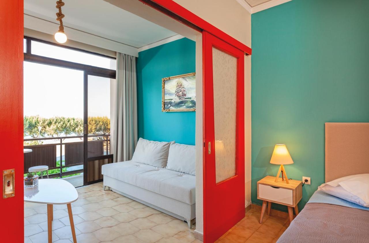 Orange Apartment *
